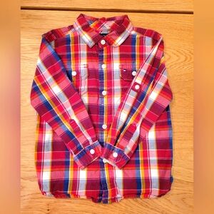 Tommy Hilfiger Toddlers long sleeve woven button-down shirt